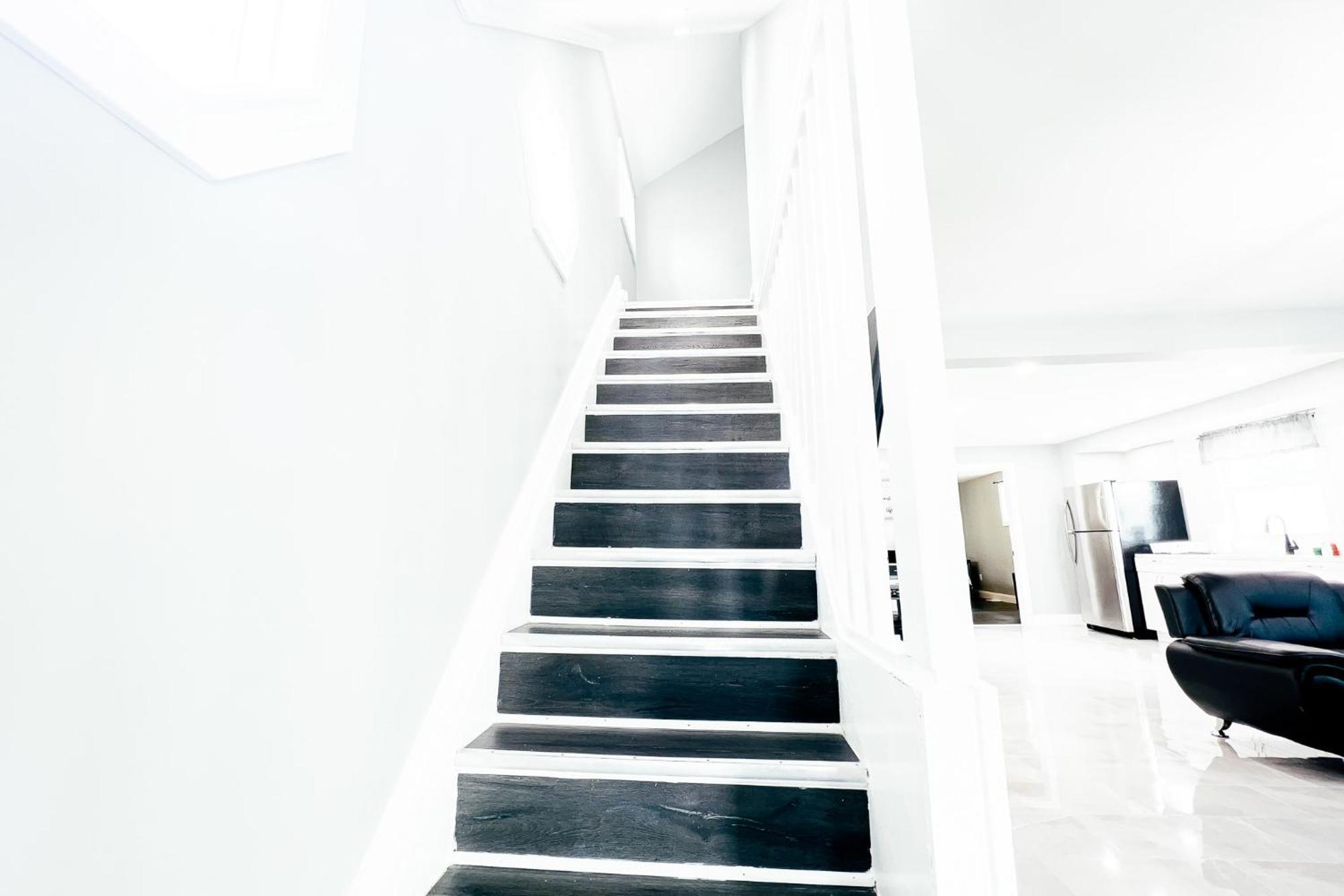 2 Homes, 1 Stay-7Br Niagara Falls Compound Экстерьер фото