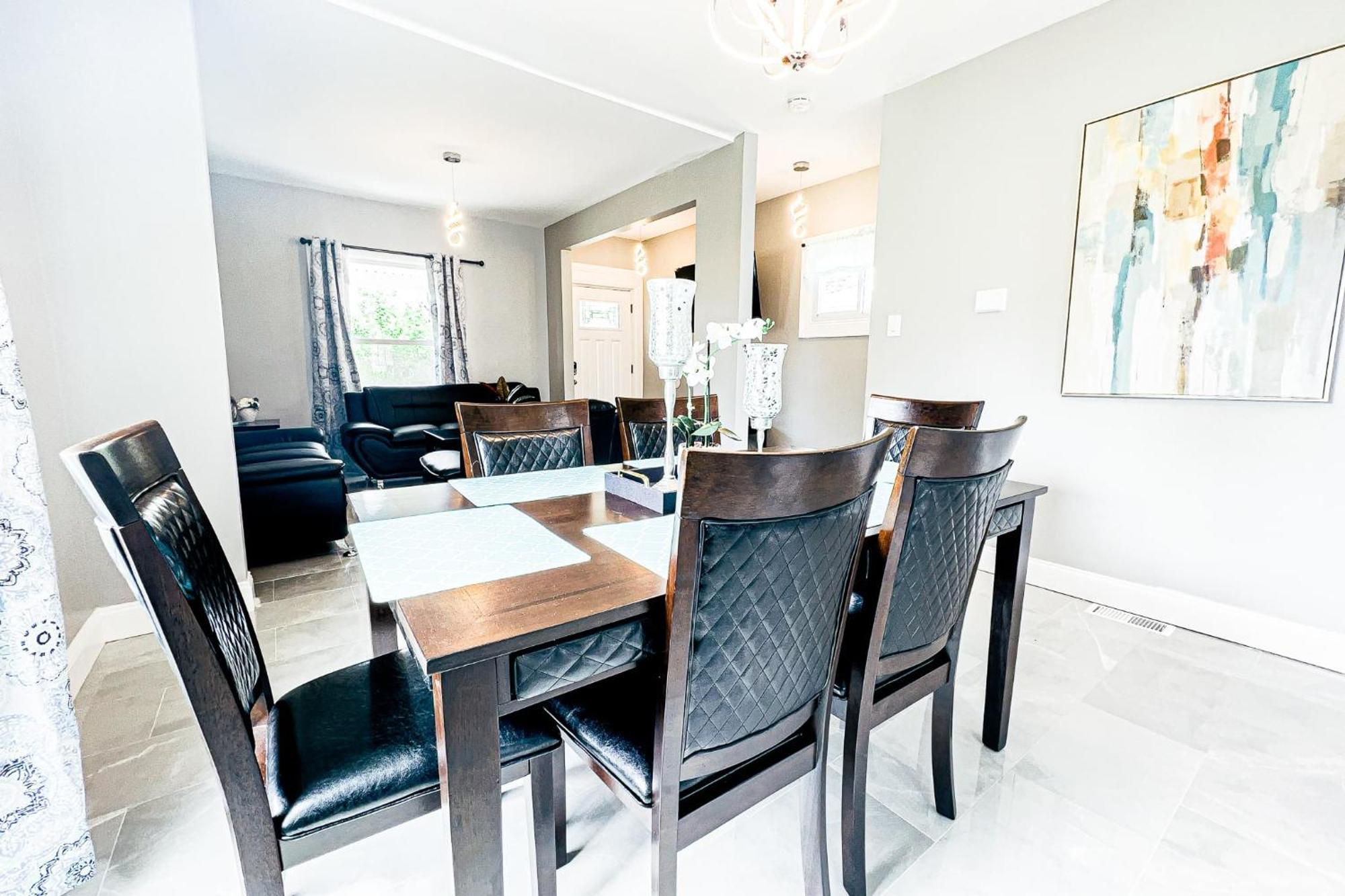 2 Homes, 1 Stay-7Br Niagara Falls Compound Экстерьер фото