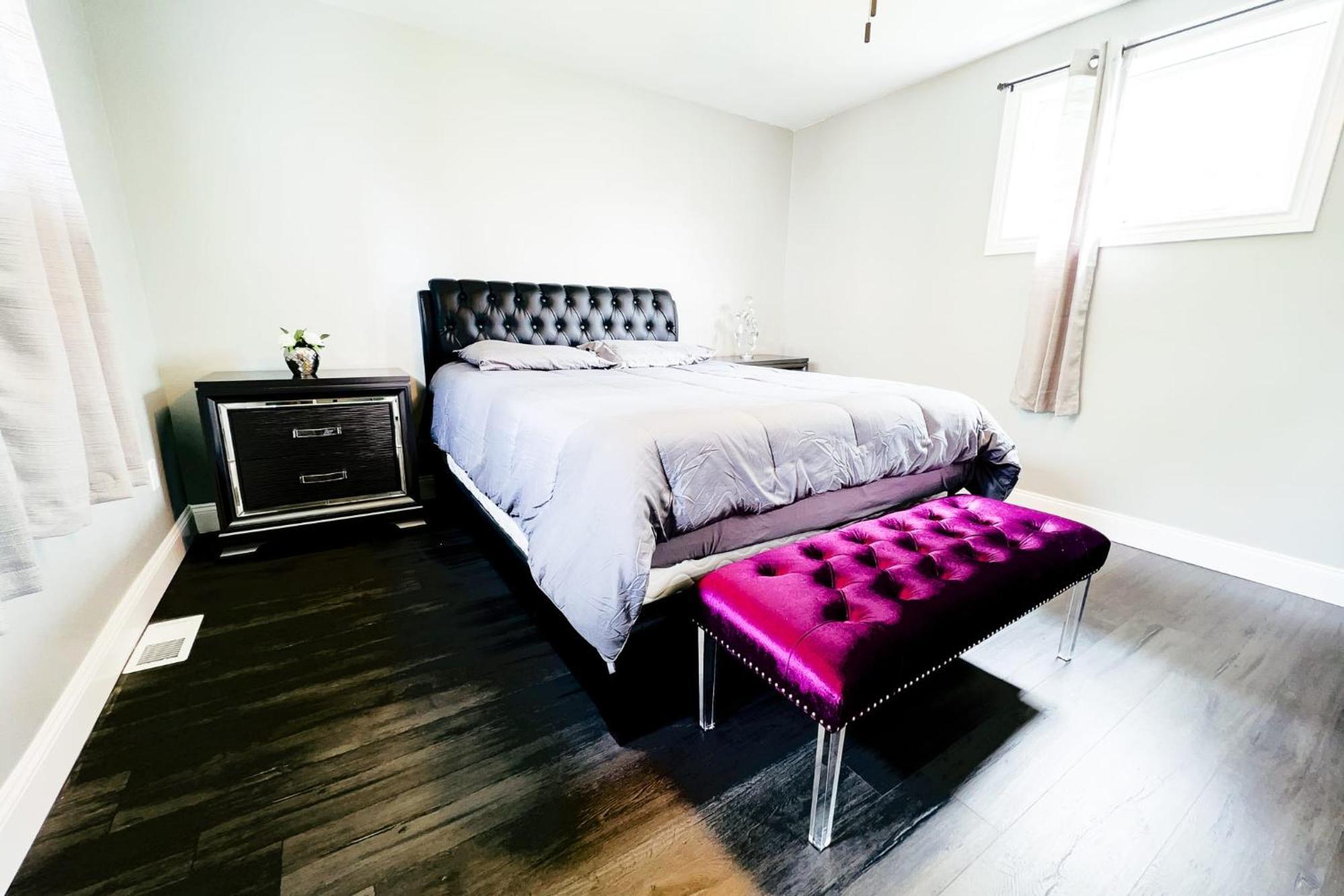 2 Homes, 1 Stay-7Br Niagara Falls Compound Экстерьер фото