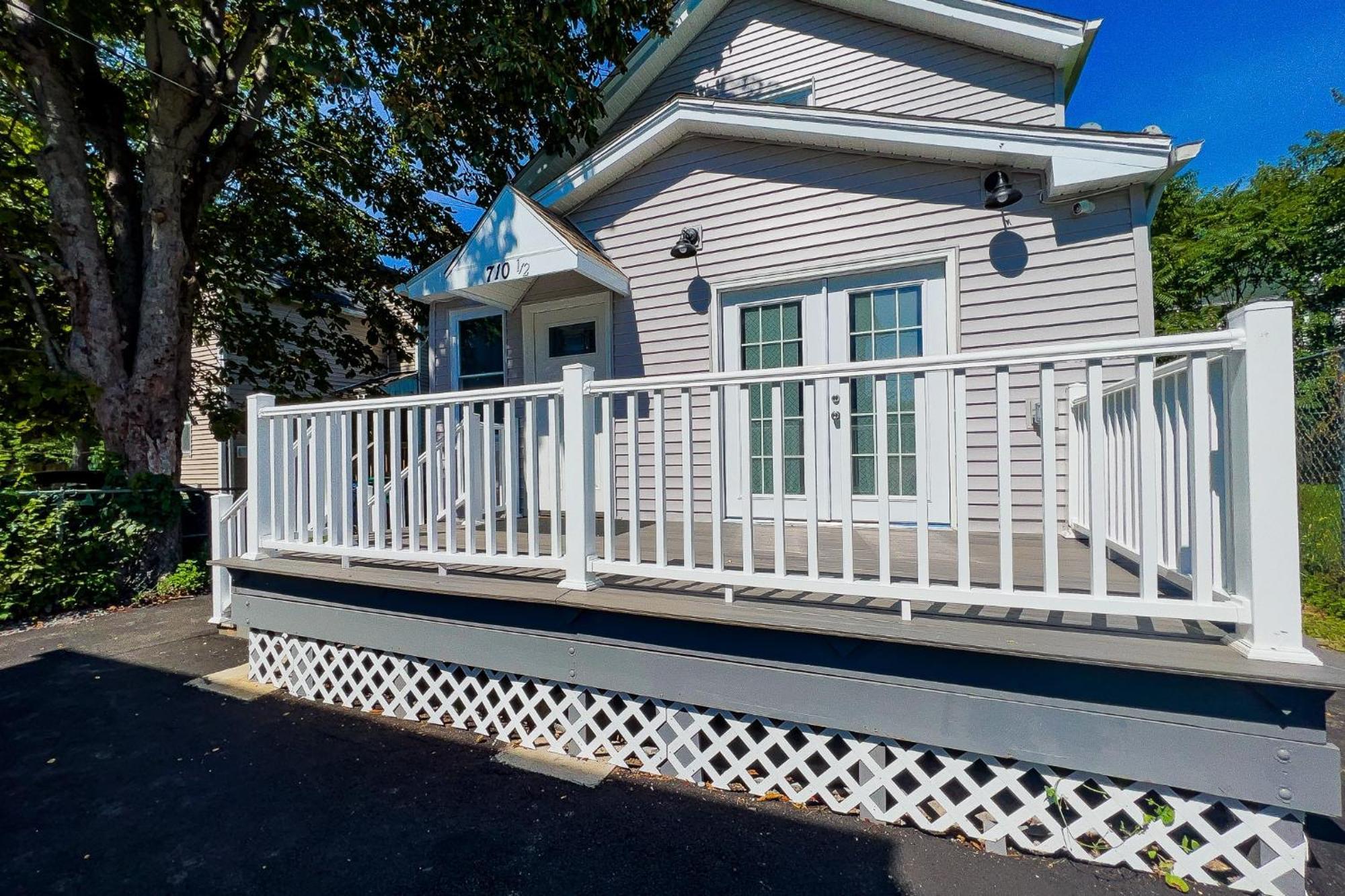 2 Homes, 1 Stay-7Br Niagara Falls Compound Экстерьер фото